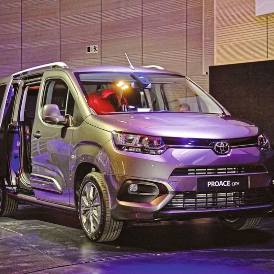 Toyota hat den Proace City als neues Nutzfahrzeugmodell vorgestellt. Toyota hat den Proace City als neues Nutzfahrzeugmodell vorgestellt.