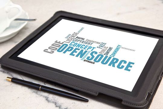 Open Source Software hat zahlreiche Vorteile gegenüber kommerziellen Alternativen – von Kosten, Sicherheit bis hin zur Qualität. Open Source Software hat zahlreiche Vorteile gegenüber kommerziellen Alternativen – von Kosten, Sicherheit bis hin zur Qualität.