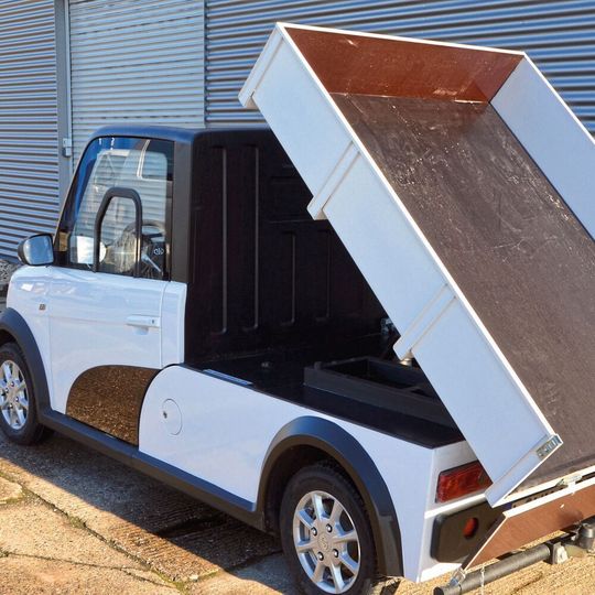 Ari Motors aus Leipig hat kleine Elektrotransporter im Angebot. Ari Motors aus Leipig hat kleine Elektrotransporter im Angebot.