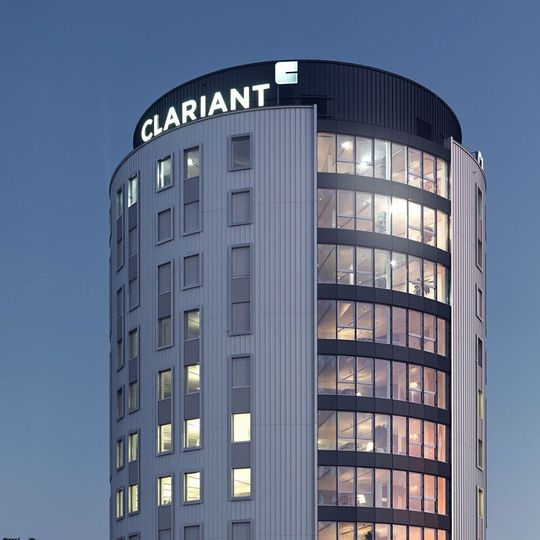 Clariant und Sabic haben sich entschieden, ihre Verhandlungen über die beabsichtigte Schaffung des Geschäftsbereichs High Performance Materials vorübergehend auszusetzen. Clariant und Sabic haben sich entschieden, ihre Verhandlungen über die beabsichtigte Schaffung des Geschäftsbereichs High Performance Materials vorübergehend auszusetzen.