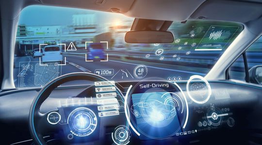 Datenübertragung von bis zu 100 GBit/s im Fahrzeug: In der Industrie arbeitet man an der Standardisierung des optischen IEEE 802.3 Automotive-Multi-Gigabit-Standards. Datenübertragung von bis zu 100 GBit/s im Fahrzeug: In der Industrie arbeitet man an der Standardisierung des optischen IEEE 802.3 Automotive-Multi-Gigabit-Standards.