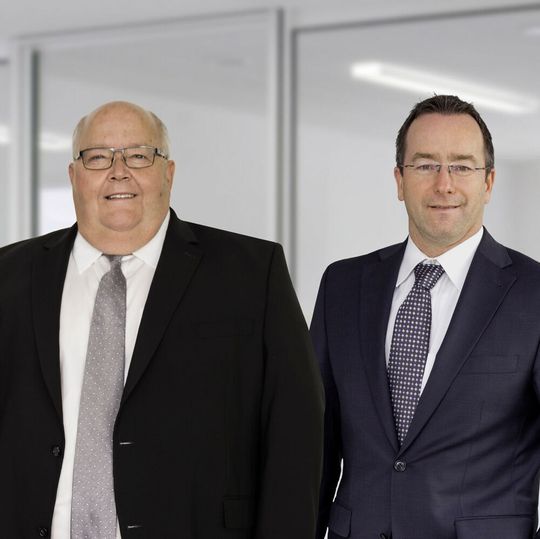 Uwe Imbach (li.), General Manager Zentraleuropa, und Sascha Schüren, Vertriebsleiter Deutschland, koordinieren die reibungslose Zusammenarbeit mit den Händlern. Uwe Imbach (li.), General Manager Zentraleuropa, und Sascha Schüren, Vertriebsleiter Deutschland, koordinieren die reibungslose Zusammenarbeit mit den Händlern.