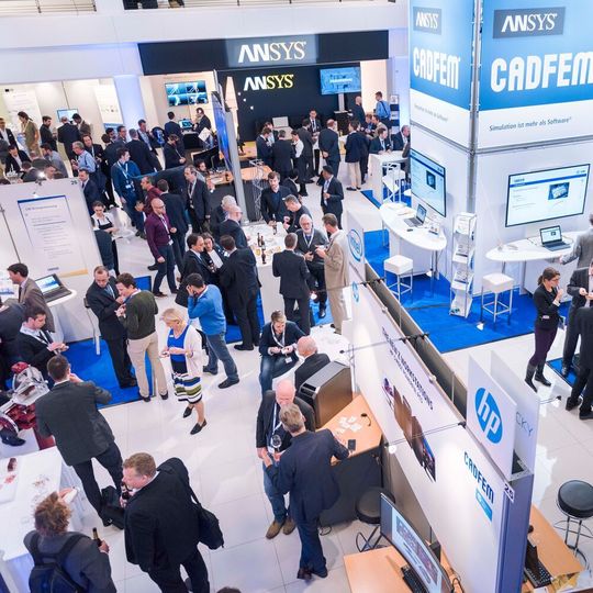 Die Teilnehmer der Konferenz können aus mehr als 150 Anwender- und Technologievorträgen, Foren, Kompaktseminaren oder Workshops wählen, aber auch Servicethemen, Aus- und Weiterbildung sowie eine Ausstellung sind Teil des Angebots. Die Teilnehmer der Konferenz können aus mehr als 150 Anwender- und Technologievorträgen, Foren, Kompaktseminaren oder Workshops wählen, aber auch Servicethemen, Aus- und Weiterbildung sowie eine Ausstellung sind Teil des Angebots.