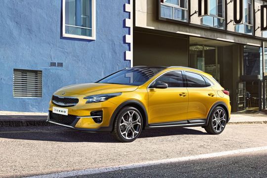 Der im September startende Kia X-Ceed soll die Verkaufszahlen in der Kompaktklasse weiter pushen. Der im September startende Kia X-Ceed soll die Verkaufszahlen in der Kompaktklasse weiter pushen.