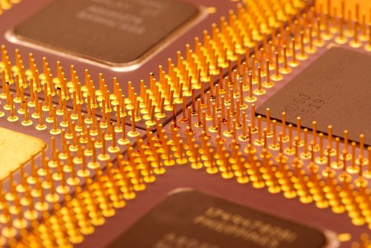 Multicore-Systeme: Sie verarbeiten mehrere Aufgaben gleichzeitig. Auch eingebettete Systeme sollten davon profitieren. Multicore-Systeme: Sie verarbeiten mehrere Aufgaben gleichzeitig. Auch eingebettete Systeme sollten davon profitieren.
