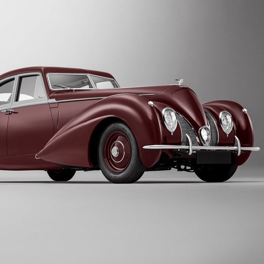 Sieht alt aus, ist aber neu: Der Bentley Corniche entstand im Jahr 1939, der abgebildete Nachbau ist 2019 fertig geworden.