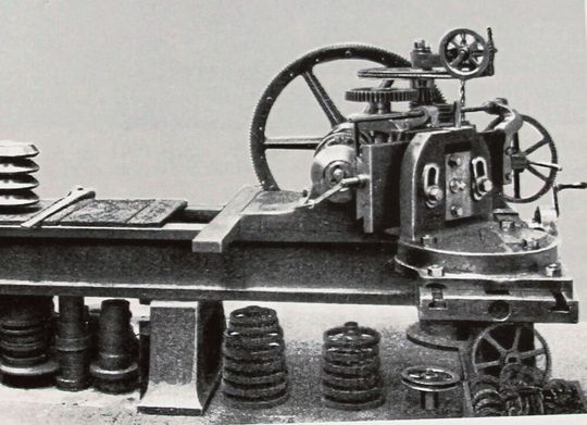 Räderteil- und Fräsmschaschine von Zimmermann aus dem Jahr 1861.