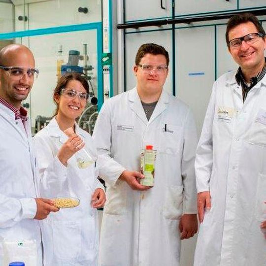 Das interdisziplinäre Forschungsprojekt soll die Expertise der TH Köln in den Bereichen Biotechnologie und „Green Chemistry“ weiter stärken. Das interdisziplinäre Forschungsprojekt soll die Expertise der TH Köln in den Bereichen Biotechnologie und „Green Chemistry“ weiter stärken.