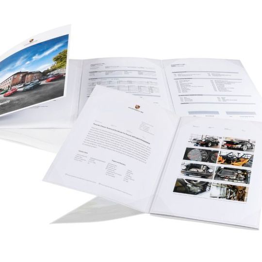 Mehr als eine „Geburtsurkunde“, aber kein echtes Gutachten: das neue „Technische Zertifikat“ von Porsche. Mehr als eine „Geburtsurkunde“, aber kein echtes Gutachten: das neue „Technische Zertifikat“ von Porsche.