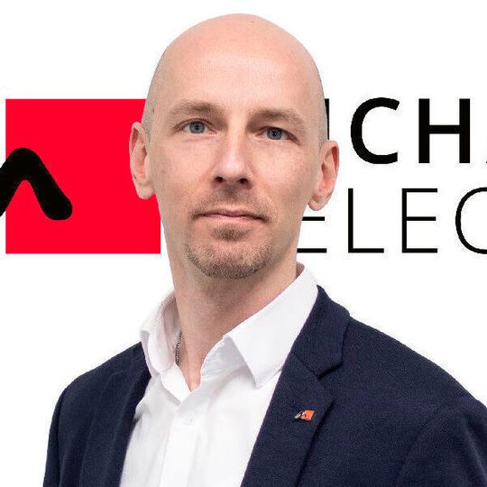 Oliver Hemann, Geschäftsleitungsmitglied bei Michael Telecom, bescheinigt Fanvil-Geräten ein gutes Preis-Leistungs-Verhältnis. Oliver Hemann, Geschäftsleitungsmitglied bei Michael Telecom, bescheinigt Fanvil-Geräten ein gutes Preis-Leistungs-Verhältnis.