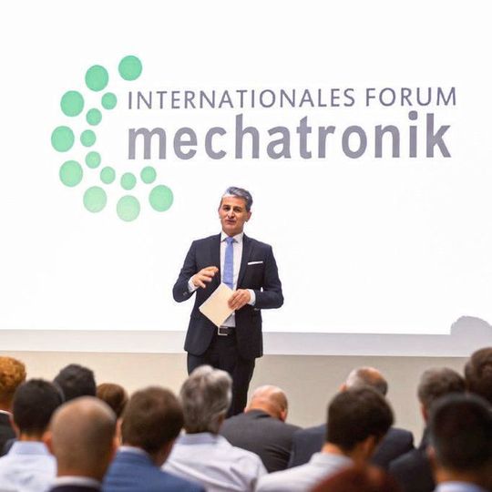 Zum internationalen Forum Mechatronik sind in diesem Jahr alle Interessenten nach Cham eingeladen. Zum internationalen Forum Mechatronik sind in diesem Jahr alle Interessenten nach Cham eingeladen.