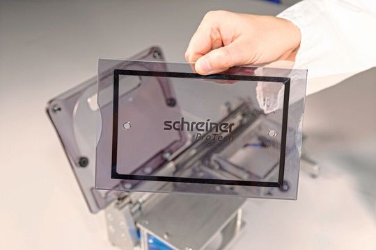 Der Folding Frame kann dank dem dazugehörigen und auf ihn abgestimmtem Folding Frame System exakt positioniert werden. Der Folding Frame kann dank dem dazugehörigen und auf ihn abgestimmtem Folding Frame System exakt positioniert werden.