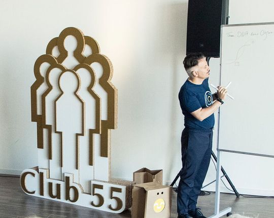 Transformation trifft insbesondere "ältere" Arbeitnehmer. Transformation trifft insbesondere "ältere" Arbeitnehmer.