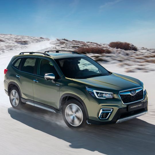 Der Subaru Forester geht 2020 mit Mildhybrid-System in die fünfte Modellgeneration. Der Subaru Forester geht 2020 mit Mildhybrid-System in die fünfte Modellgeneration.