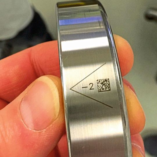 Mithlife der App kann man Data Matrix Code auf einer Verpackung oder auch direkt auf einem Lager scannen. Mithlife der App kann man Data Matrix Code auf einer Verpackung oder auch direkt auf einem Lager scannen.