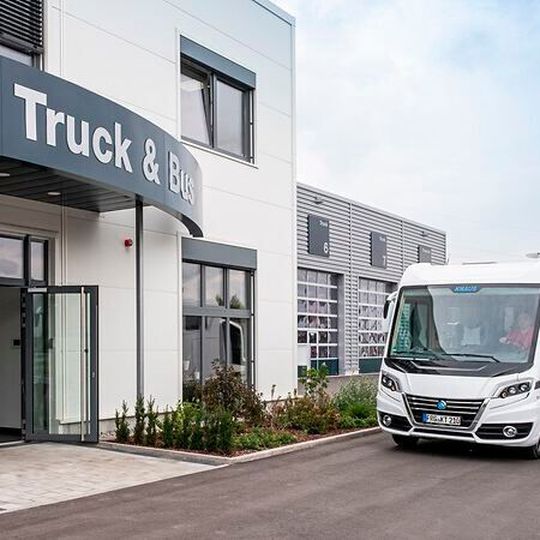 MAN und Knaus Tabbert haben eine Servicevereinbarung abgeschlossen. MAN und Knaus Tabbert haben eine Servicevereinbarung abgeschlossen.
