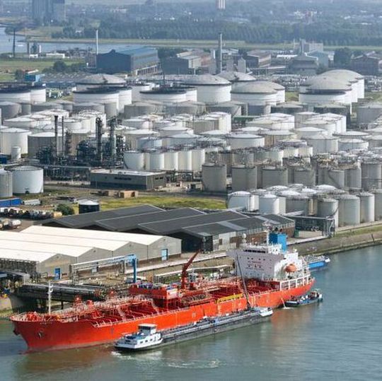 Arctic LNG 2 production will be delivered to international markets by a fleet of ice-class LNG carriers. Arctic LNG 2 production will be delivered to international markets by a fleet of ice-class LNG carriers.
