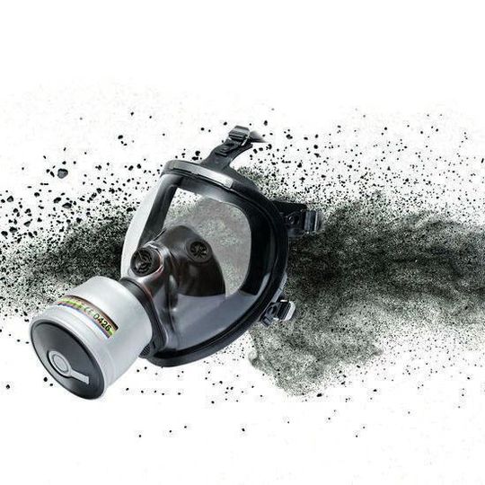 Das Unternehmen Ekastu Safety bietet u.a. verschiedene Atemschutzgeräte an. Das Unternehmen Ekastu Safety bietet u.a. verschiedene Atemschutzgeräte an.