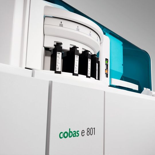 Das Hochdurchsatzmodul Cobas e 801 von Roche Das Hochdurchsatzmodul Cobas e 801 von Roche