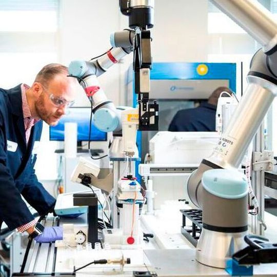 Clariant's HTE lab is a fast-response-unit for application, discovery and development of optimised formulations for customers in a rapid timeframe. Clariant's HTE lab is a fast-response-unit for application, discovery and development of optimised formulations for customers in a rapid timeframe.