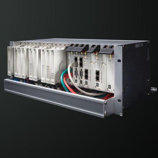 Hima hat mit der Hiquad X ein neues programmierbares Sicherheitssystem auf den Markt gebracht. Hima hat mit der Hiquad X ein neues programmierbares Sicherheitssystem auf den Markt gebracht.