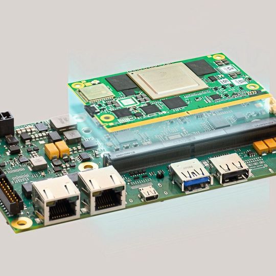SM2S-MB-EP5: Die SMARC-2.0-SimpleFlex-Plattform bietet etwa USB Type-C mit DisplayPort. SM2S-MB-EP5: Die SMARC-2.0-SimpleFlex-Plattform bietet etwa USB Type-C mit DisplayPort.
