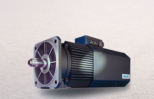 Die Asynchronmotoren der Baureihen DH, DW, DV erhielten ein konstruktives Update. Damit hat AMK die Wärmeentwicklung verringert und den Stromverbrauch gesenkt. In Summe ermöglichen diese Maßnahmen laut Unternehmen eine Steigerung der Energieeffizienz um bis zu 20 %. Die Asynchronmotoren der Baureihen DH, DW, DV erhielten ein konstruktives Update. Damit hat AMK die Wärmeentwicklung verringert und den Stromverbrauch gesenkt. In Summe ermöglichen diese Maßnahmen laut Unternehmen eine Steigerung der Energieeffizienz um bis zu 20 %.