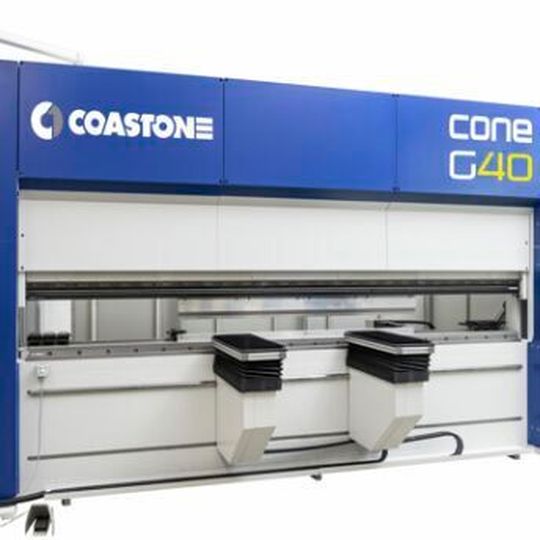 Elektrische Abkantpressen aus Finnland präsentiert Coastone Oy. Elektrische Abkantpressen aus Finnland präsentiert Coastone Oy.