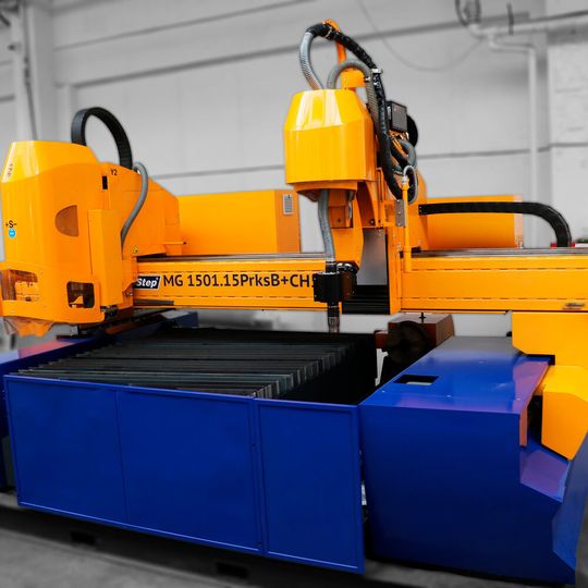 Erstmals präsentiert Microstep auf der Blechexpo 2019 in Stuttgart den neuen Plasmarotator an der aktuellen multifunktionalen MG Plasmaschneidanlage. Dieser verfügt über einen integrierten Scanner – eine neuartige Lösung, die mehrere Vorteile vereint. Erstmals präsentiert Microstep auf der Blechexpo 2019 in Stuttgart den neuen Plasmarotator an der aktuellen multifunktionalen MG Plasmaschneidanlage. Dieser verfügt über einen integrierten Scanner – eine neuartige Lösung, die mehrere Vorteile vereint.