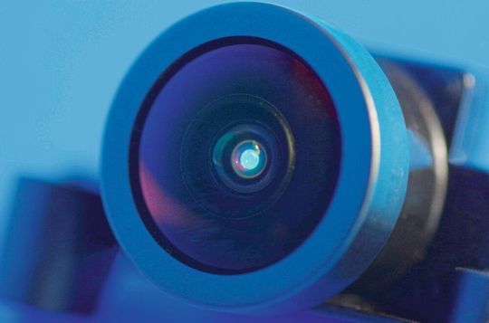 Vitralit UC 1535 ist ein transparenter Klebstoff, der speziell für den Einsatz in der Elektronik entwickelt wurde. Vitralit UC 1535 ist ein transparenter Klebstoff, der speziell für den Einsatz in der Elektronik entwickelt wurde.