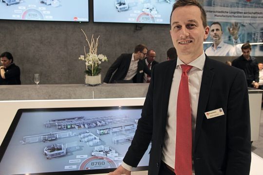 Mikko Nyman, CEO der Fastems Oy Ab in Tampere (Finnland): „Indem wir uns auf das Entwickeln und Einführen unserer Manufacturing Management Software konzentrieren, unternehmen wir genau die entscheidenden Schritte, um die Fertigungsindustrie durch Digitalisierung, Robotereinsatz und Integration zu revolutionieren“