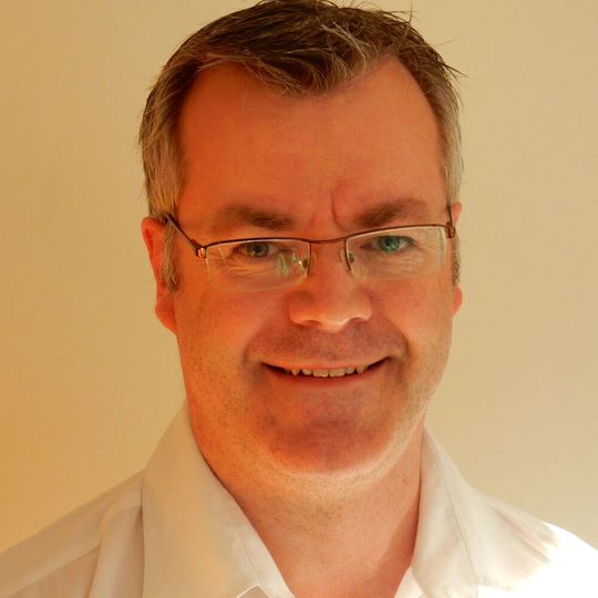 Richard Irwin ist Senior Product Marketer for AssetWise Operational Analytics bei Bentley. Richard Irwin ist Senior Product Marketer for AssetWise Operational Analytics bei Bentley.