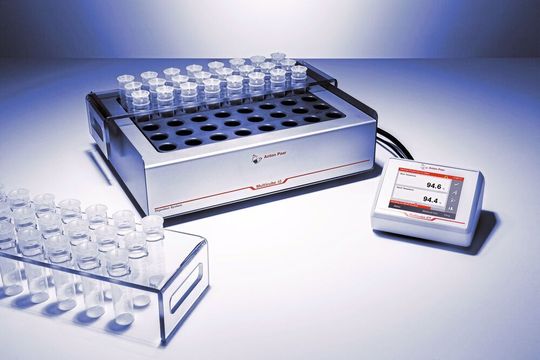 Multicube 48 mit Multicube-Steuereinheit, Gefäßen und Rack Multicube 48 mit Multicube-Steuereinheit, Gefäßen und Rack