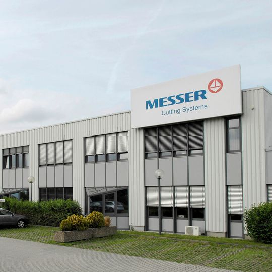 Die Europazentrale der Messer Cutting Systems GmbH in Groß-Umstadt wird vom 23. bis 25. Oktober 2019 ihre Tore öffnen. Die Europazentrale der Messer Cutting Systems GmbH in Groß-Umstadt wird vom 23. bis 25. Oktober 2019 ihre Tore öffnen.