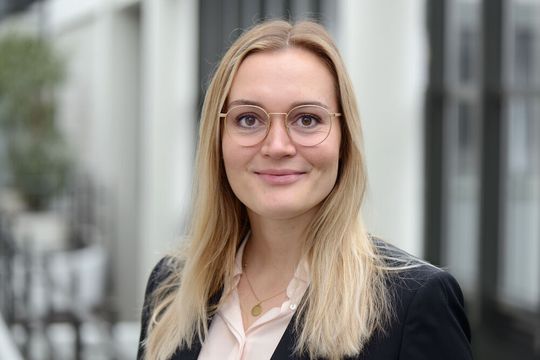 „Durch die Flexibilität der additiven Verfahren können Komponenten hergestellt werden, welche bisher auf konventionellem Wege nicht denkbar waren“, sagt Lea Eilert, Technologiemanagerin beim Aachen Center for Additive Manufacturing. „Durch die Flexibilität der additiven Verfahren können Komponenten hergestellt werden, welche bisher auf konventionellem Wege nicht denkbar waren“, sagt Lea Eilert, Technologiemanagerin beim Aachen Center for Additive Manufacturing.