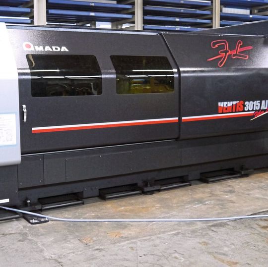 Die Amada Ventis 3015 AJ wurde Anfang September als europaweit erste Maschine dieser Art an BVS ausgeliefert. Die Amada Ventis 3015 AJ wurde Anfang September als europaweit erste Maschine dieser Art an BVS ausgeliefert.