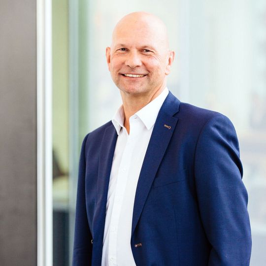 Jörg Hellwig leitet die Digitalisierungsinitiative von Lanxess. Jörg Hellwig leitet die Digitalisierungsinitiative von Lanxess.