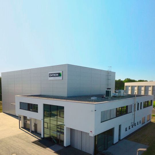 Das neue Büro- und Logistikzentrum von Emtron in Riedstadt Das neue Büro- und Logistikzentrum von Emtron in Riedstadt