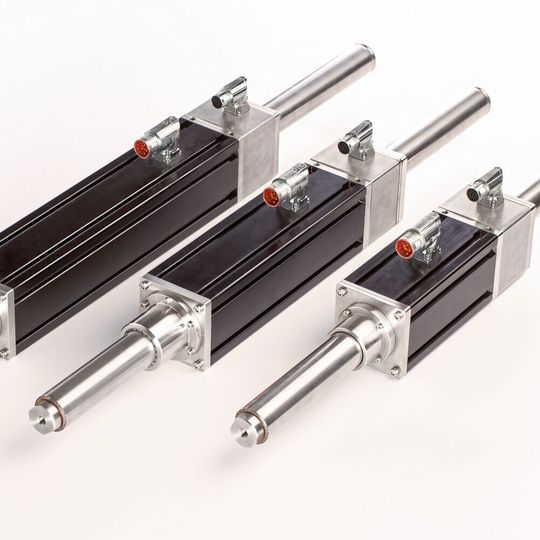 Produktionssteigerungen gegenüber klassischen Pneumatik-, Spindel- und Riemensystemen seien garantiert, heißt es. Produktionssteigerungen gegenüber klassischen Pneumatik-, Spindel- und Riemensystemen seien garantiert, heißt es.