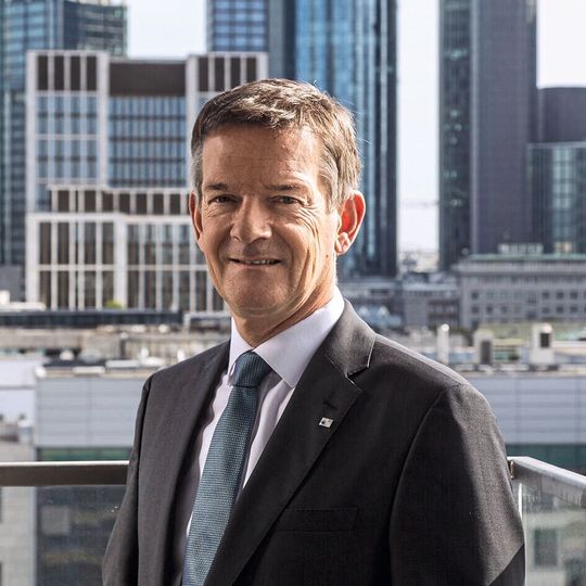 Wolfgang Große Entrup ist neuer Hauptgeschäftsführer des Verbandes der Chemischen Industrie (VCI). Wolfgang Große Entrup ist neuer Hauptgeschäftsführer des Verbandes der Chemischen Industrie (VCI).