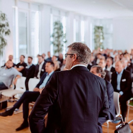 Bei der Veranstaltung von IO-Consultants wurden die Themen Digitalisierung und Automatisierung in den Fokus gerückt. Bei der Veranstaltung von IO-Consultants wurden die Themen Digitalisierung und Automatisierung in den Fokus gerückt.