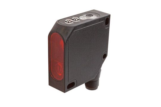 Der PT190420 von IPF Electronic ist einer der ersten Sensoren mit Laserschutzklasse 1 und mechanischer Reichweiteneinstellung.