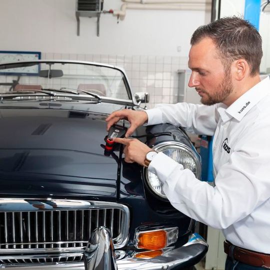 Die Prüfumfang bei einer Kurzbewertung kann sehr unterschiedlich ausfallen. Manch einer kontrolliert sogar die Lackschichtdicke. Die Prüfumfang bei einer Kurzbewertung kann sehr unterschiedlich ausfallen. Manch einer kontrolliert sogar die Lackschichtdicke.