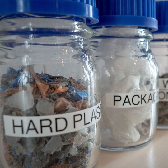 Neste leitet seine Geschäftseinheit für erneuerbare und recycelte Polymere und Chemikalien vom neuen Büro in Düsseldorf. Neste leitet seine Geschäftseinheit für erneuerbare und recycelte Polymere und Chemikalien vom neuen Büro in Düsseldorf.