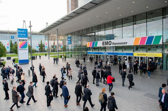Der starke Besucherandrang zur EMO Hannover 2019 hat gezeigt, dass die Messe nach wie vor attraktiv ist. Der starke Besucherandrang zur EMO Hannover 2019 hat gezeigt, dass die Messe nach wie vor attraktiv ist.