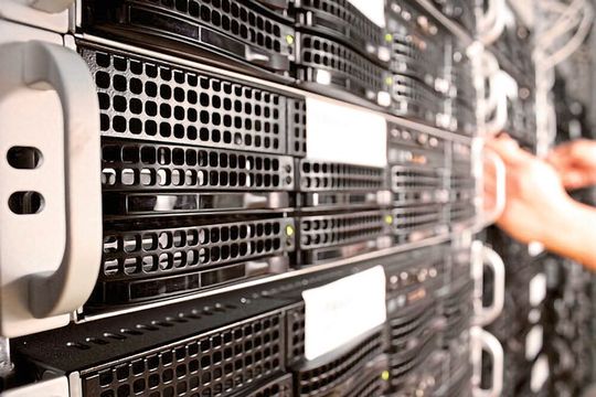 Die rechtlichen Anforderungen an digitale Angebote sind auf der Welt so unterschiedlich, dass der VDMA von digitalem Protektionismus spricht. Die rechtlichen Anforderungen an digitale Angebote sind auf der Welt so unterschiedlich, dass der VDMA von digitalem Protektionismus spricht.