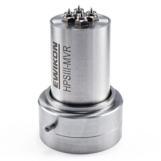 An energy-efficient process is made possible because the contact points between hot runner system and mould are significantly reduced. An energy-efficient process is made possible because the contact points between hot runner system and mould are significantly reduced.