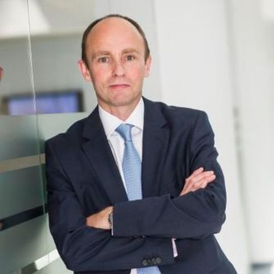 Toyota-Europa-Vizepräsident Matthew Harrison hält Elektroversionen von Kleinwagen aktuell für wenig sinnvoll. Toyota-Europa-Vizepräsident Matthew Harrison hält Elektroversionen von Kleinwagen aktuell für wenig sinnvoll.