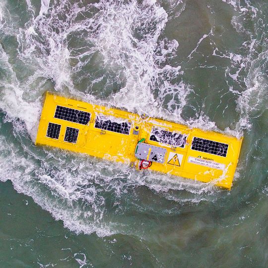 Seit Mitte September ist in der belgischen Nordsee vor Ostende ein skalierter Anlagenprototyp im Versuchsbetrieb. Seit Mitte September ist in der belgischen Nordsee vor Ostende ein skalierter Anlagenprototyp im Versuchsbetrieb.