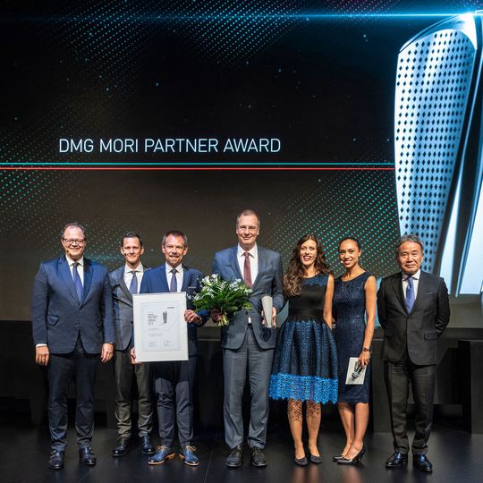 Festo erhielt auf der EMO den DMG Mori Innovation Partner Award 2019 überreicht. Festo erhielt auf der EMO den DMG Mori Innovation Partner Award 2019 überreicht.